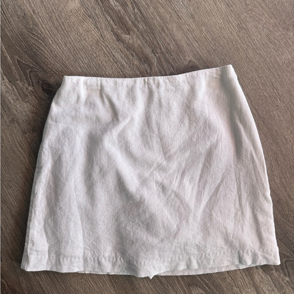 Classic White Mini Skirt